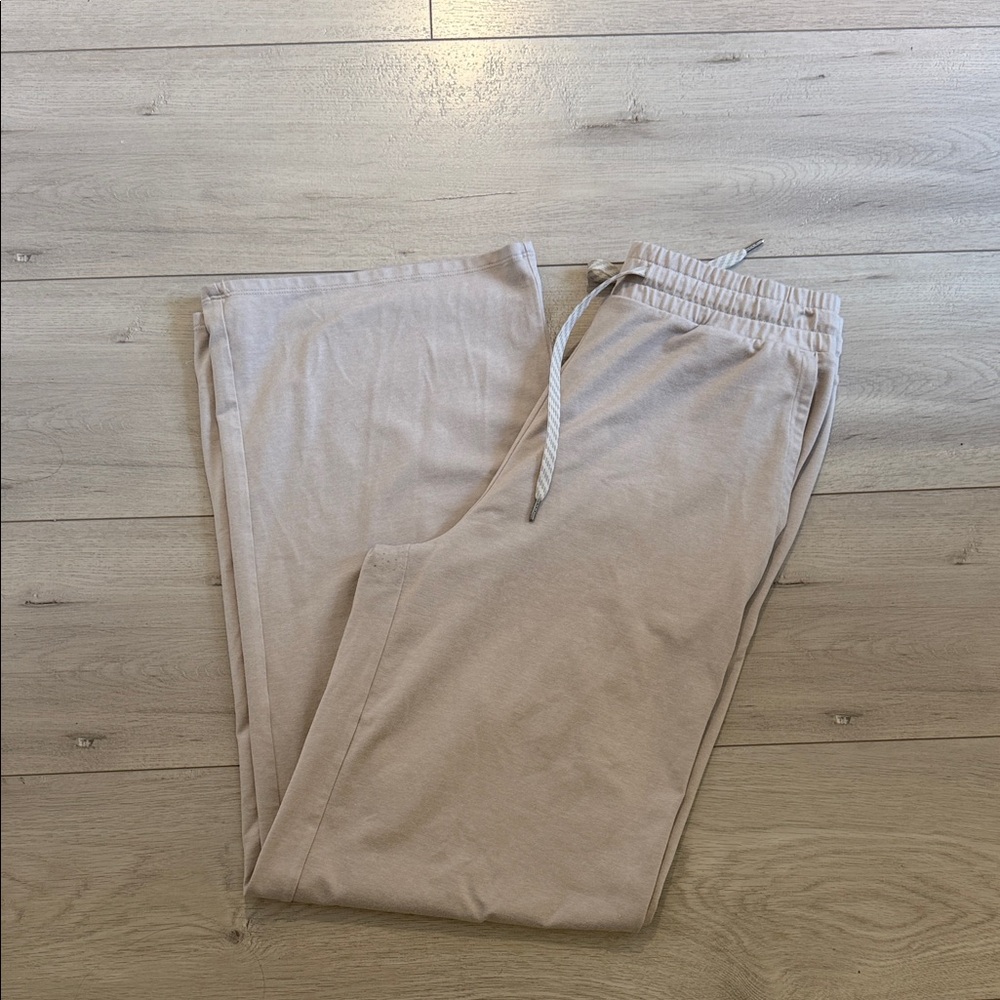 Vuori Halo Pant Wide Leg